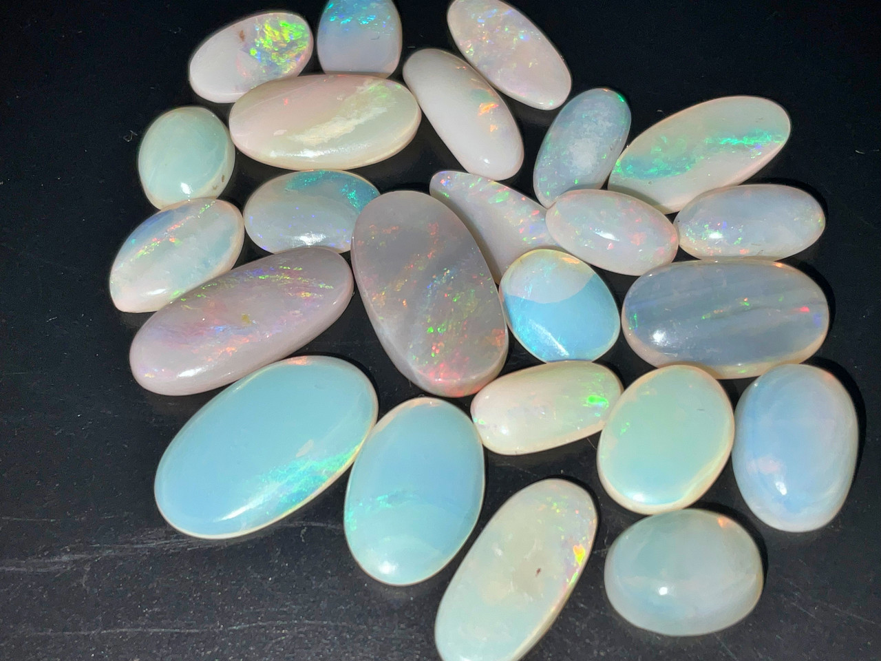 Multicolour Australian Coober Pedy Opal 24 Pc 36.65 Carat